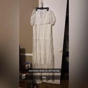 sleeveless white dress! lace outlines